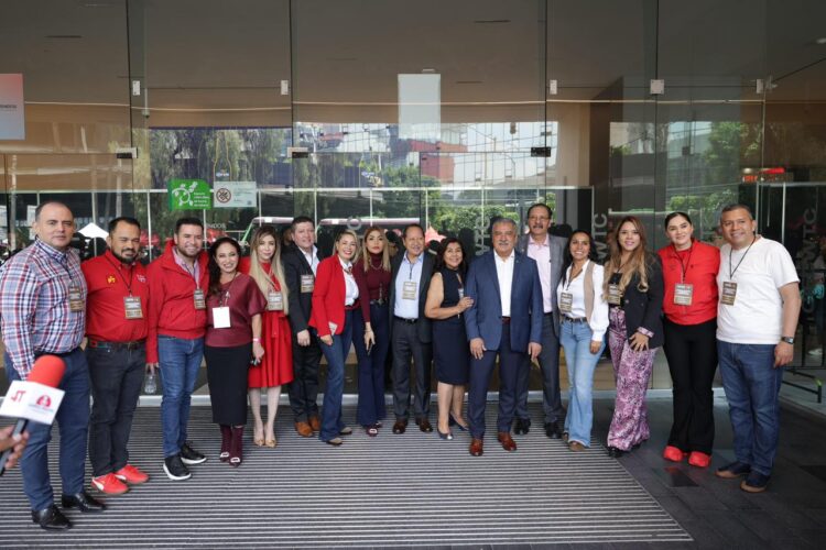 La unidad es victoria; Morón se registró e inicia movilización para encuesta