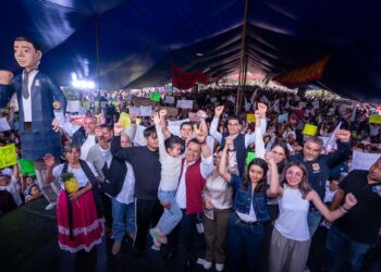 Van 12 mil michoacanos con Torres Piña a defender soberanía nacional