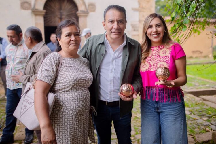 Apoya Dayana Pérez conservación del patrimonio histórico de Salvador Escalante