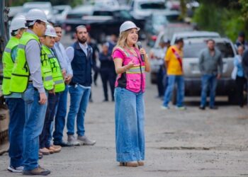 Inicia Dayana Pérez rehabilitación integral de la calle Prol Hidalgo