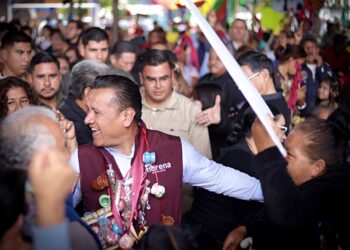 Encabeza Torres Piña encuesta para coordinar Michoacán