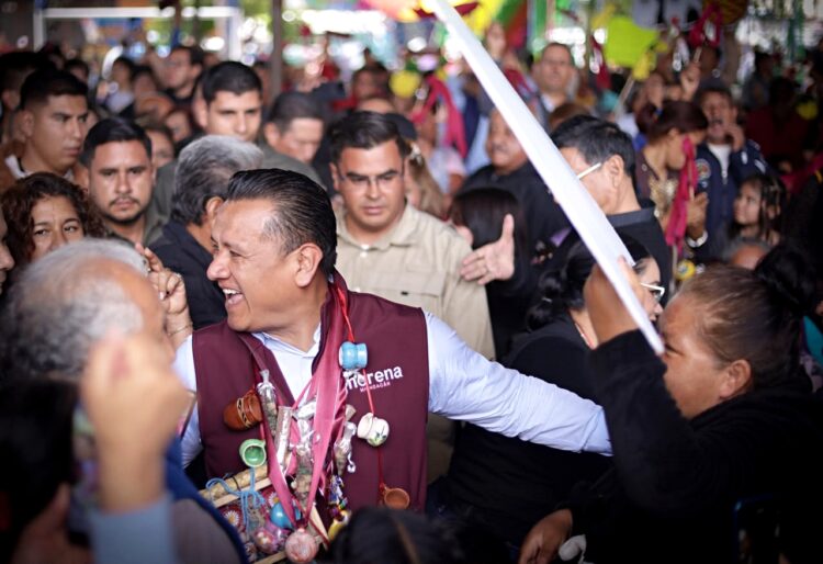 Encabeza Torres Piña encuesta para coordinar Michoacán
