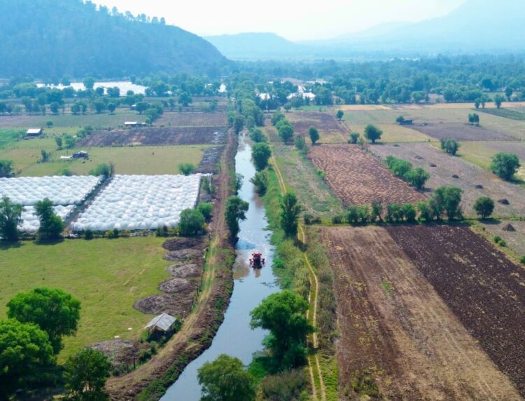 Aporta Canal Chapultepec 500 litros de agua por segundo al lago de Pátzcuaro