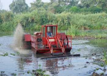 Consolidan rescate del lago de Pátzcuaro con obras en canal Erongarícuaro