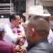 Antes de ganar las encuestas, Torres Piña se ganó a la gente