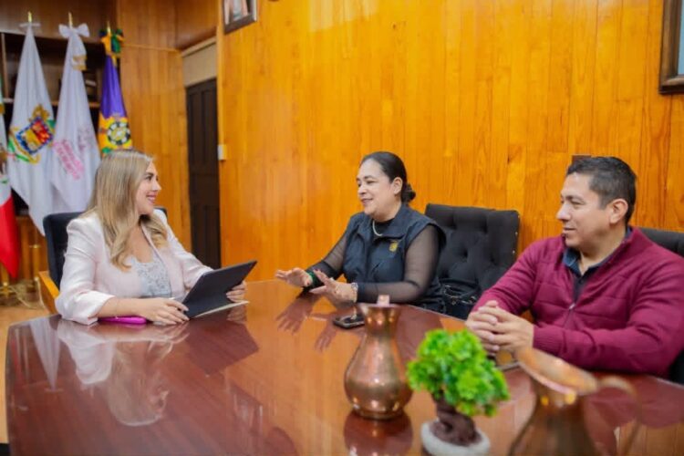 Impulsa Dayana Pérez con SEDATU desarrollo de Salvador Escalante
