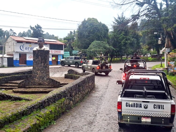 Mejoran prevención y vigilancia en Salvador Escalante con Base Interinstitucional