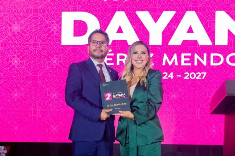 Rinde Dayana Pérez 2do Informe de Gobierno; hay avances para Salvador Escalante