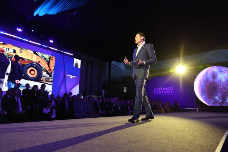 Presentó Alfonso Martínez Alcázar su II Informe de Gobierno