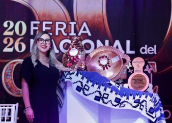 Clausura Dayana Pérez 60 Feria Nacional del Cobre y 81 Concurso de Cobre Martillado