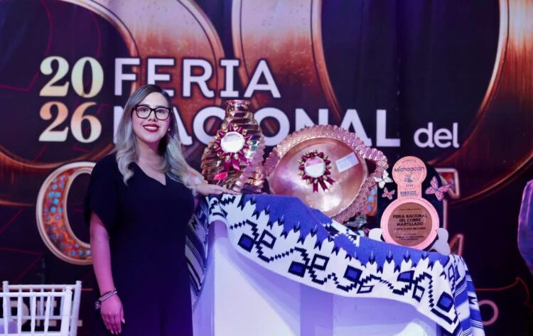 Clausura Dayana Pérez 60 Feria Nacional del Cobre y 81 Concurso de Cobre Martillado