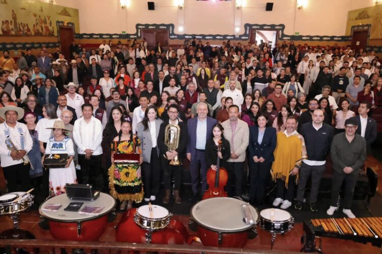 Pátzcuaro, motor de turismo, cultura y oportunidades para Michoacán: edil Julio Arreola