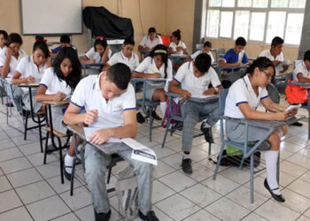 INEGI muestra avances de la educación en Michoacán: Gaby Molina