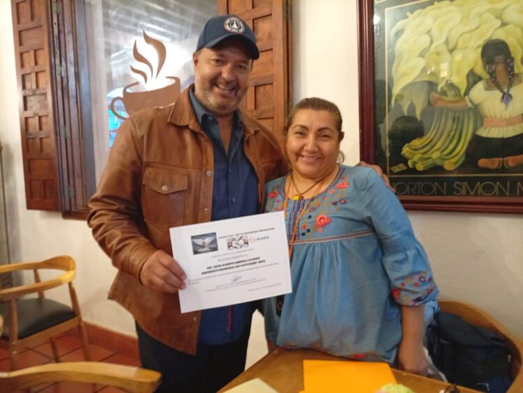 Pátzcuaro es ejemplo: buscadoras reconocen a Julio Arreola por su respaldo