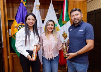 Gestiona Dayana Pérez fortalecer servicio de agua en Salvador Escalante