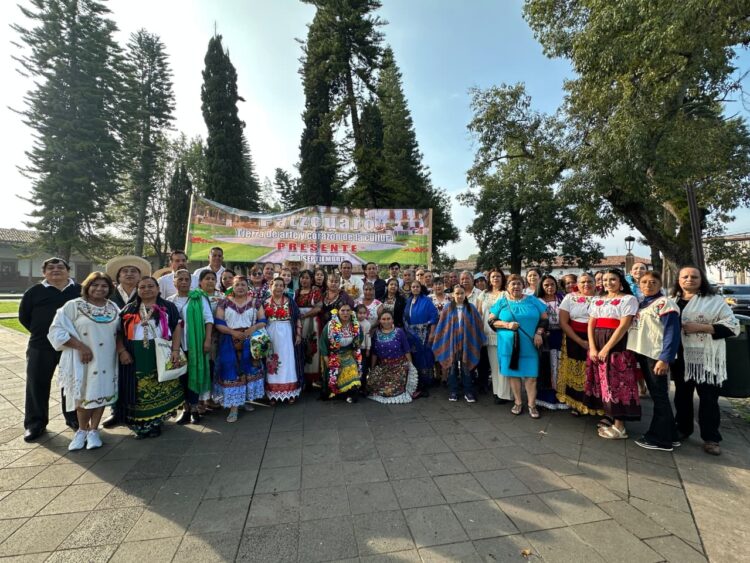 Celebra Pátzcuaro a orfebres por Día del Artesano Michoacano