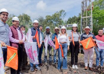 Impulsa Dayana Pérez importante obra de agua potable en Huaniqueo