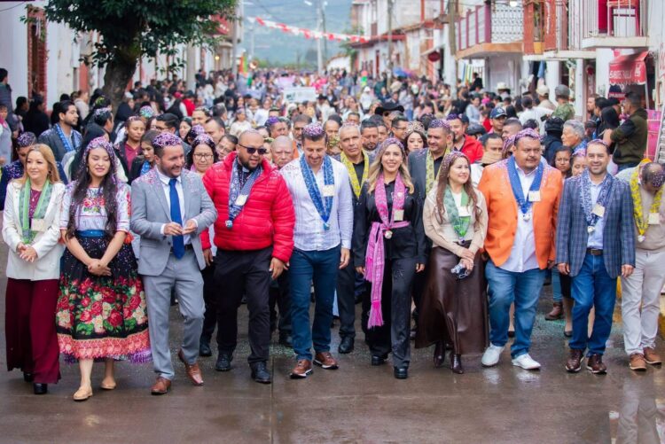 Felicita Dayana Pérez a Huirambenses por 76 aniversario de su municipio