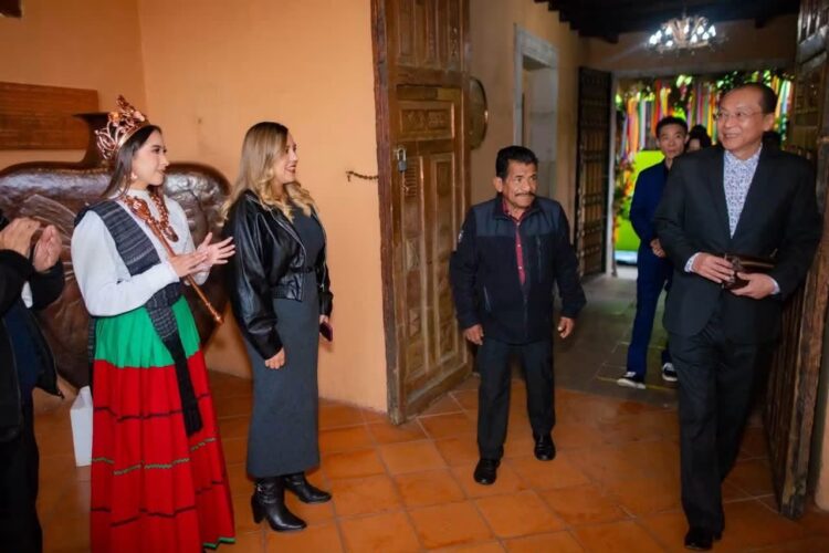 Busca Salvador Escalante en China mercado para el aguacate: Dayana Pérez