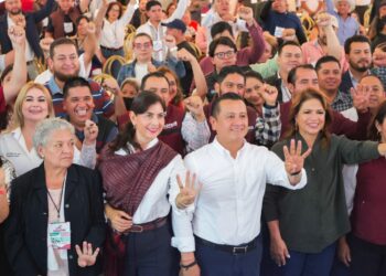 Resalta Gaby Molina los avances de la 4T en Uruapan