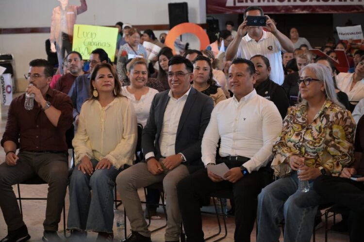 La transformación debe empezar en colonias olvidadas de todo Michoacán: Faby Alanís