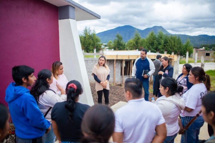Supervisa Dayana Pérez obra del CAM en Santa Clara del Cobre